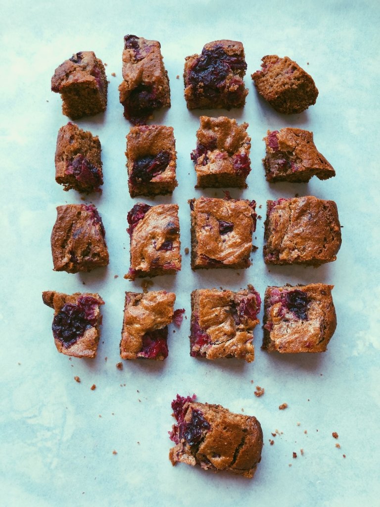 peanut butter & jam blondies grain free