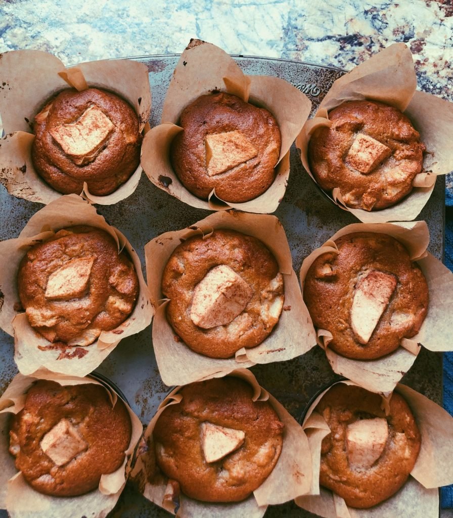 apple chai muffins