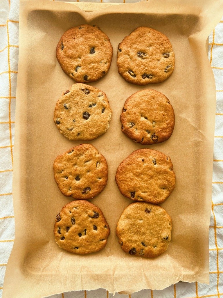 tahini raisin cookies (grain free)