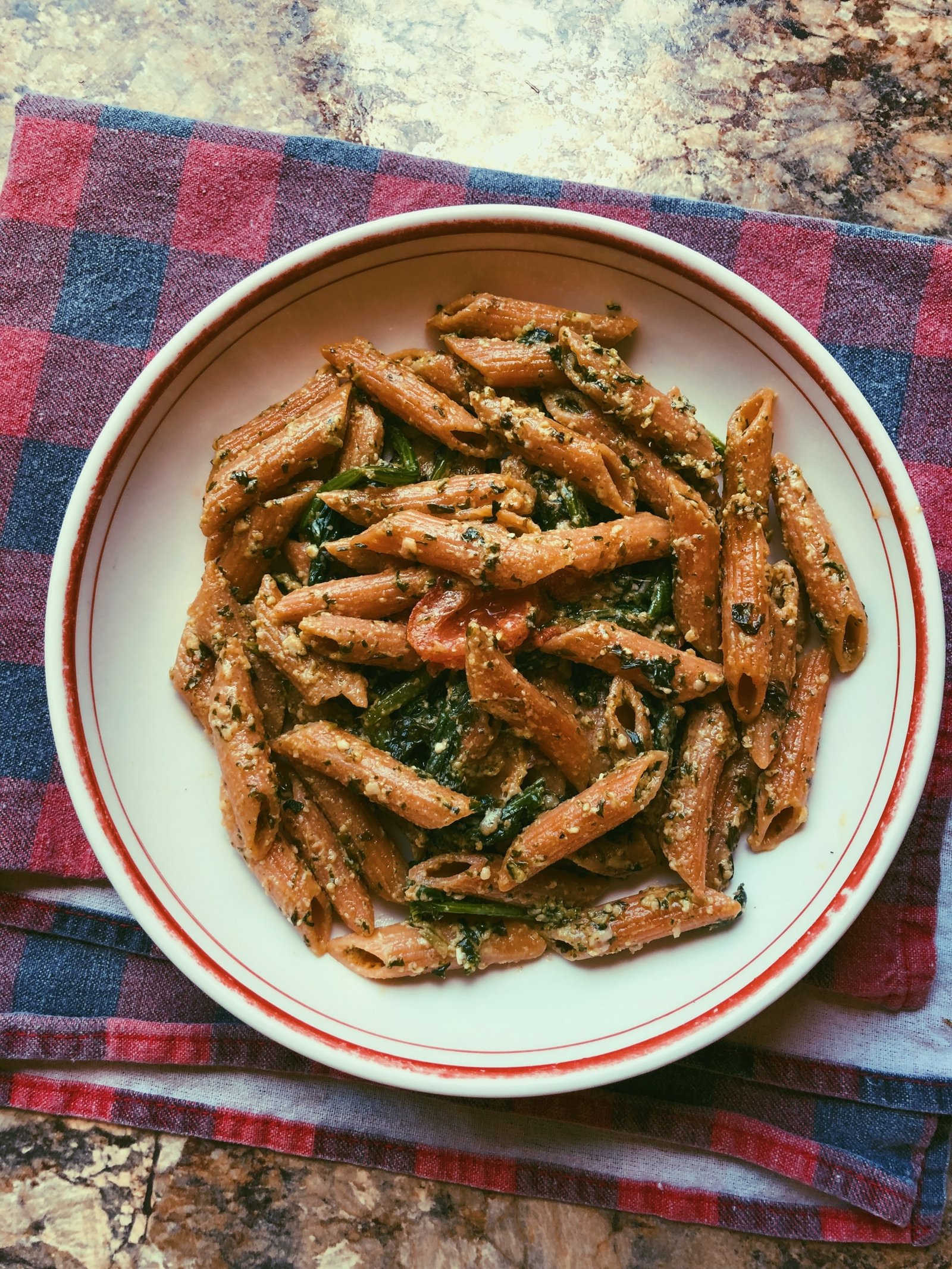 spinach parmesan pesto red lentil pasta