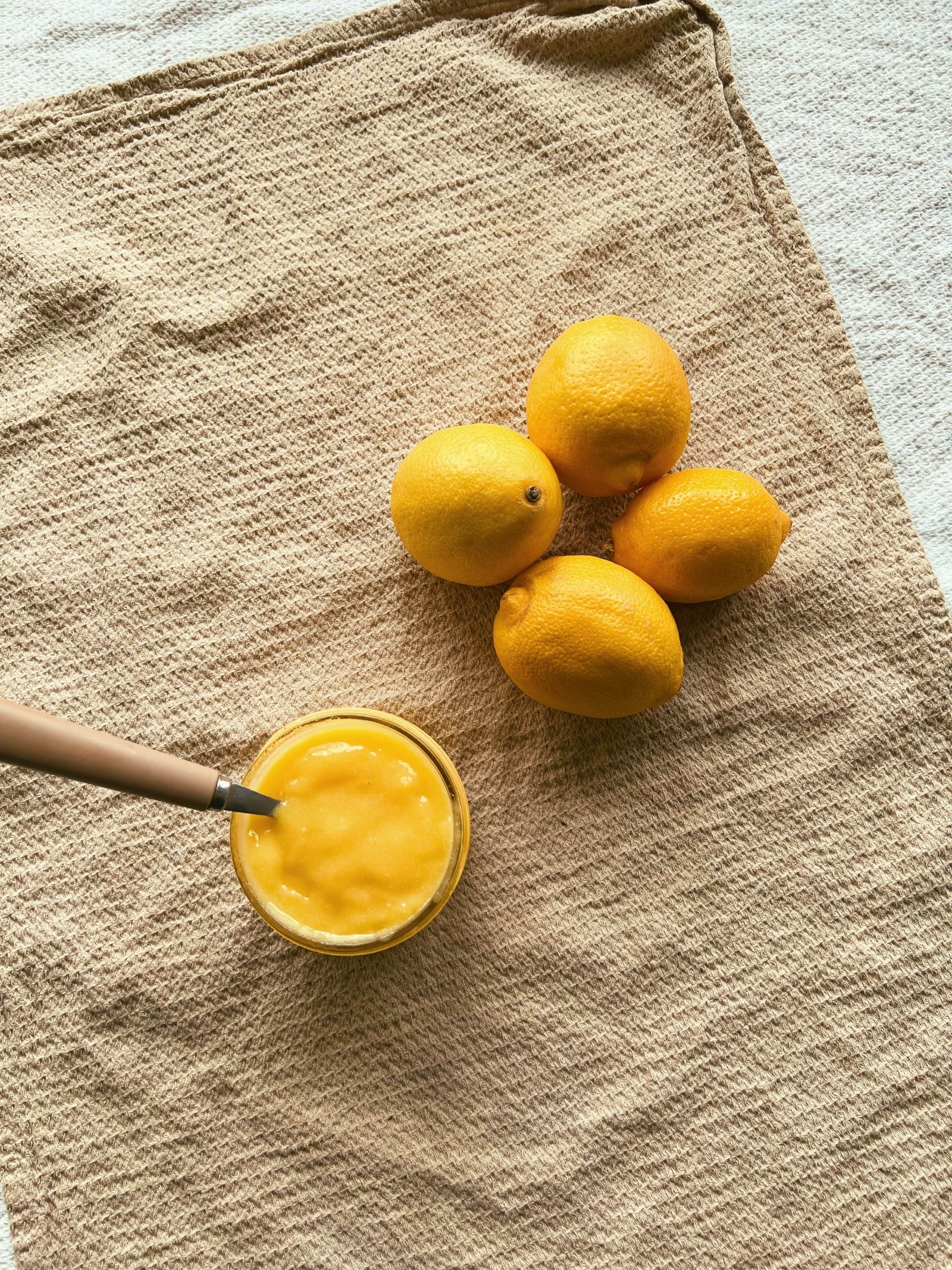 homemade lemon curd (refined sugar free)
