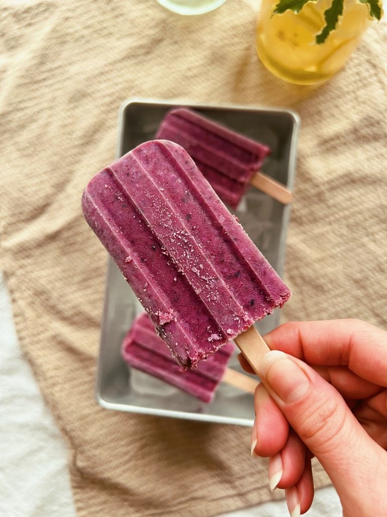 blueberry cheesecake popsicles (scd diet, refined sugar free)