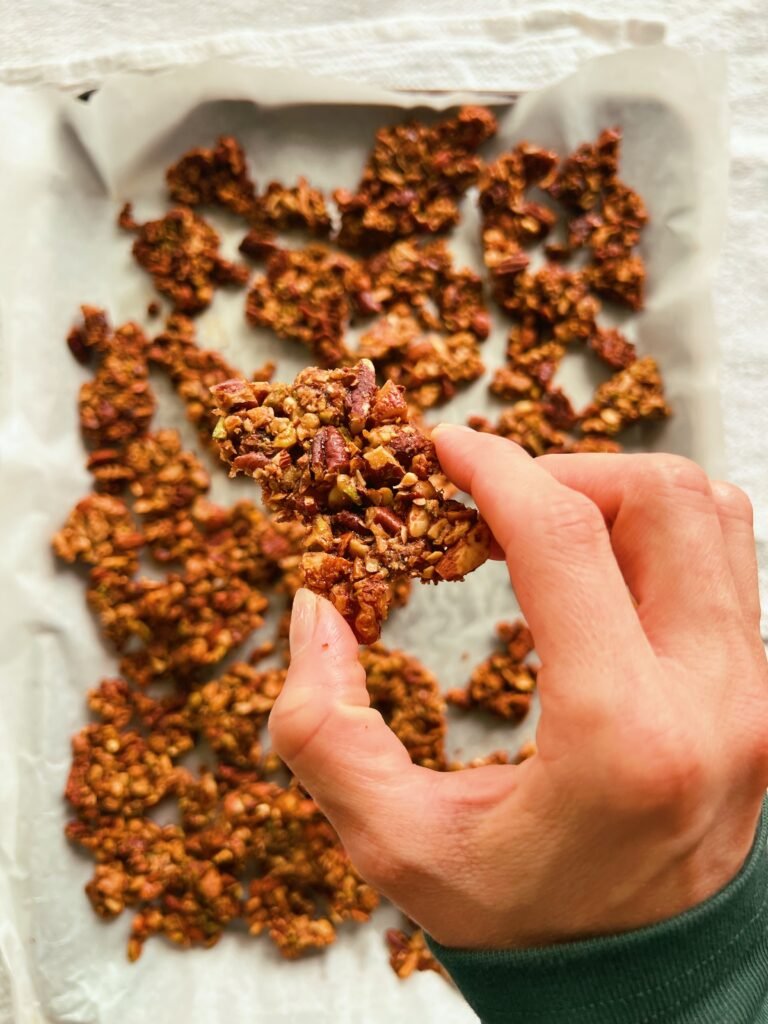 sweet & salty pistachio pecan granola (grain free & refined sugar free)